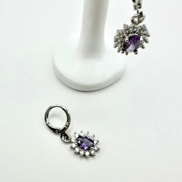 Huggies „Royal Amethyst“ mit lila Stein (Silber-Optik)