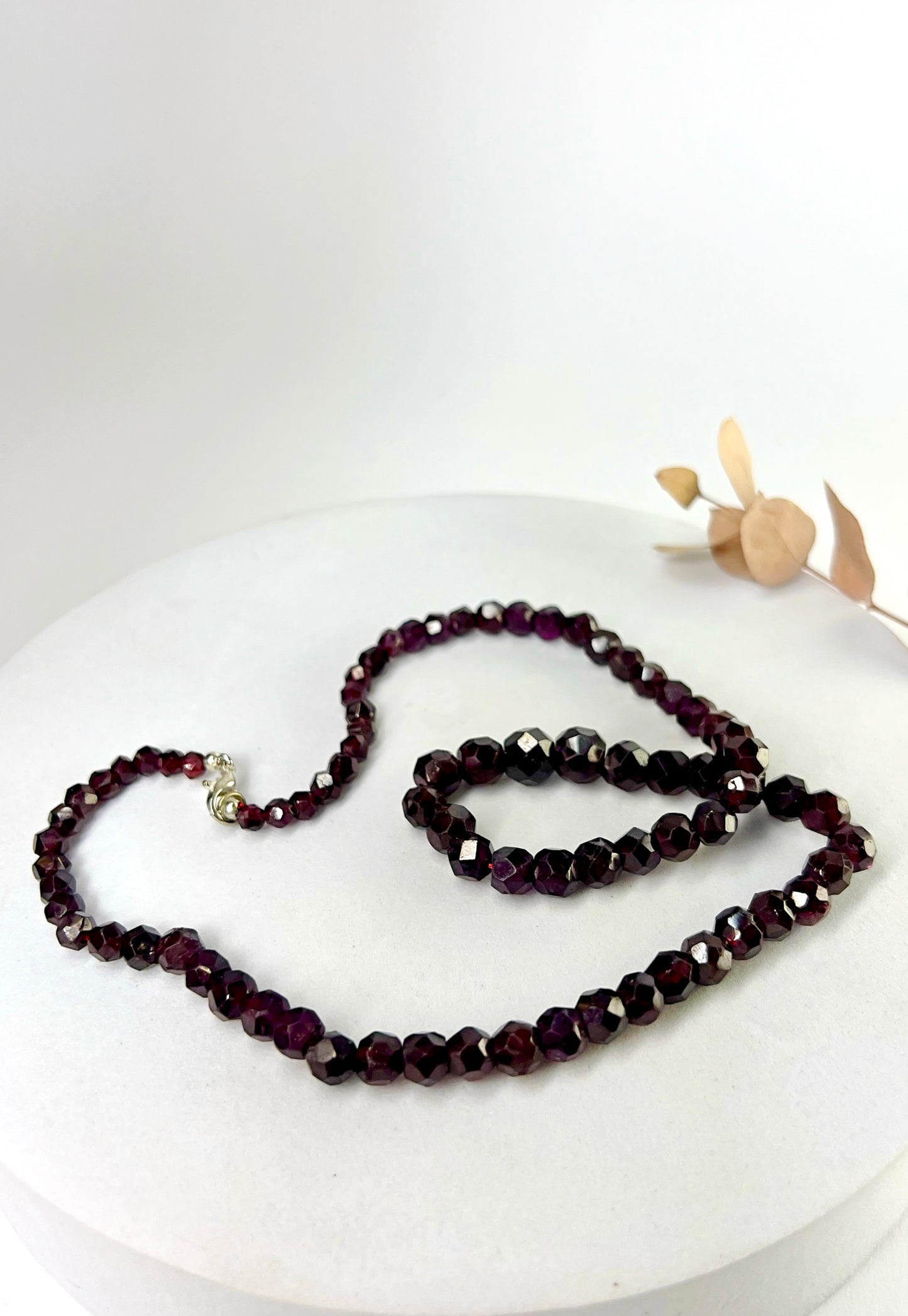 Collier aus Granaten_1