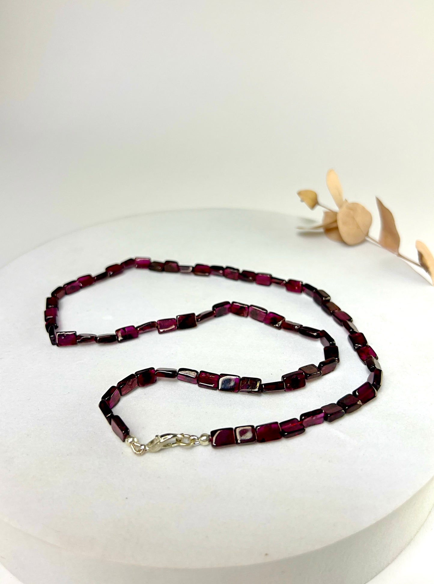 Collier aus Granaten_2
