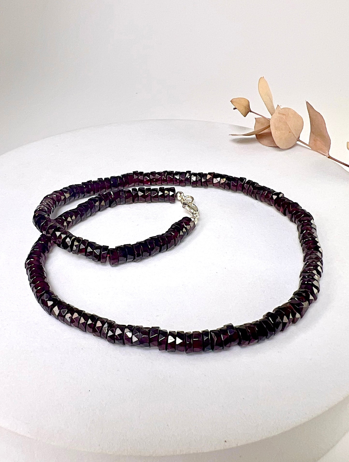 Collier aus Granaten_4