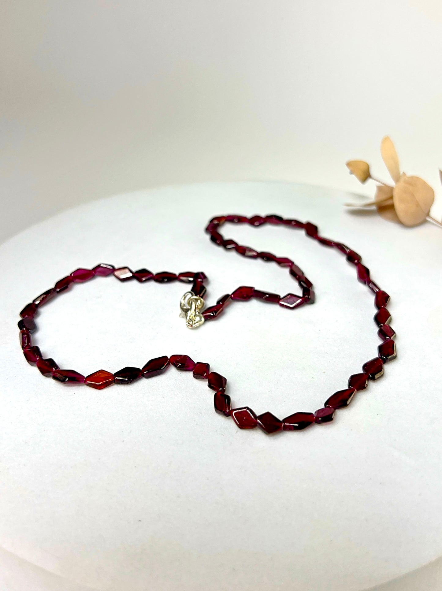 Collier aus Granaten_16
