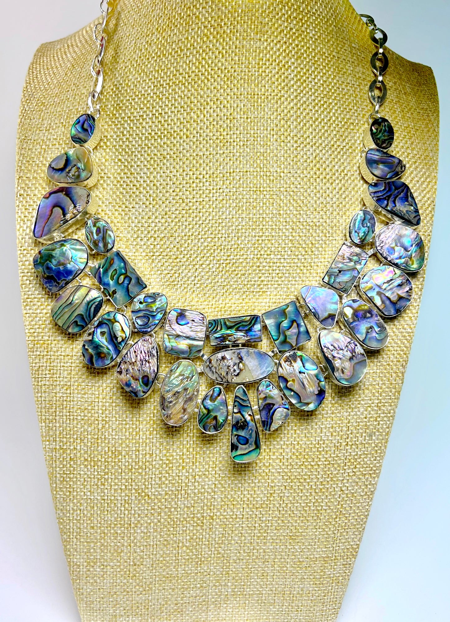 Collier aus Perlmutt