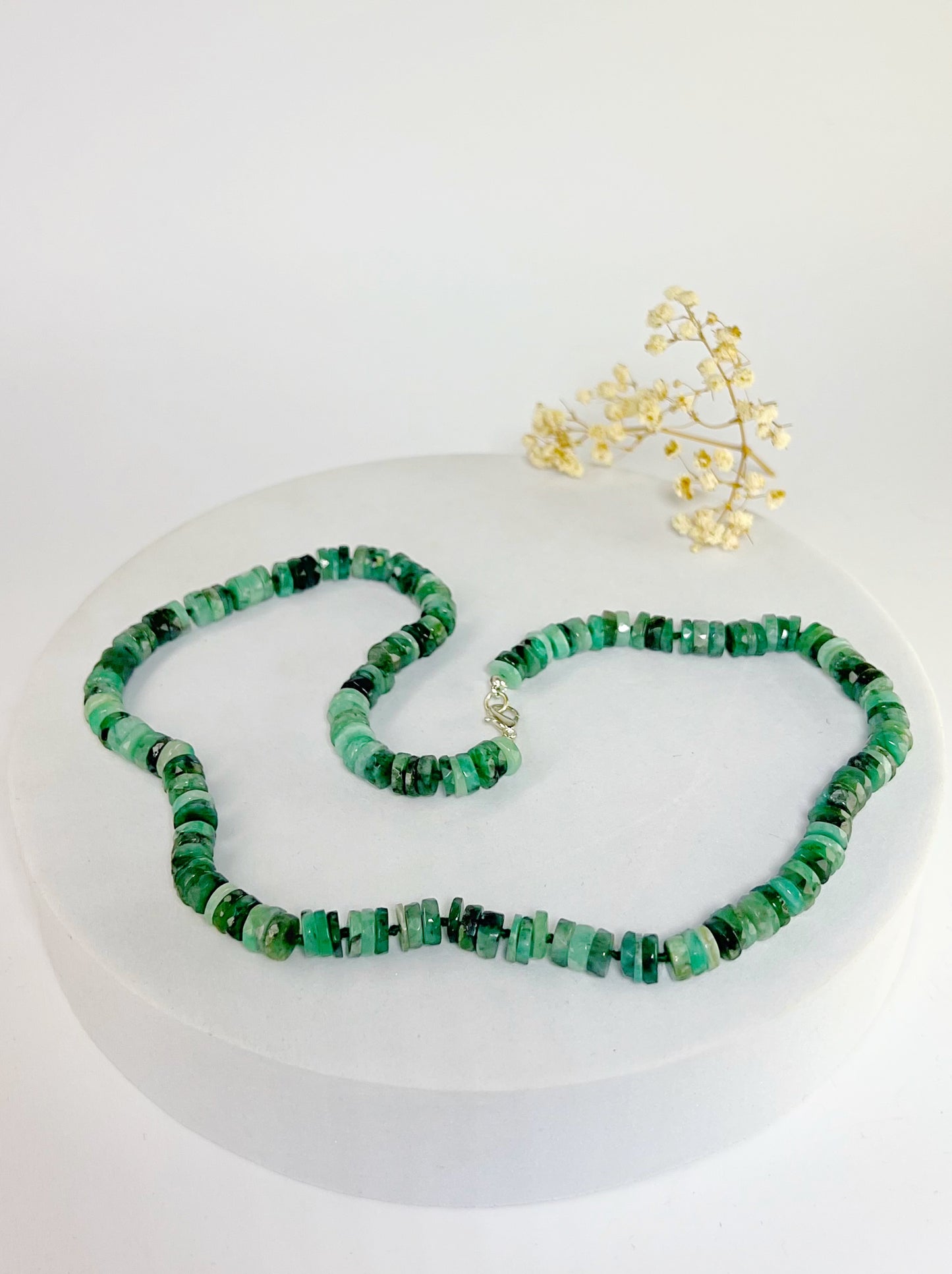 Collier aus Sakota Smaragd