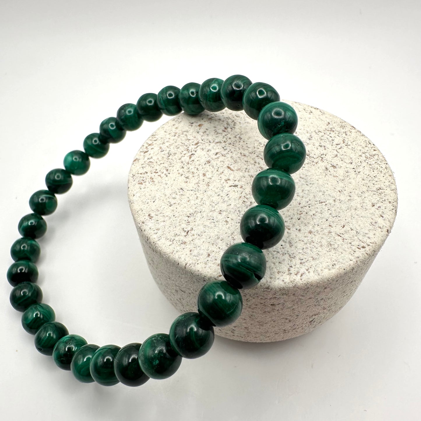 Tiefgrünes Armband aus Malachit (Kugel 8 mm)