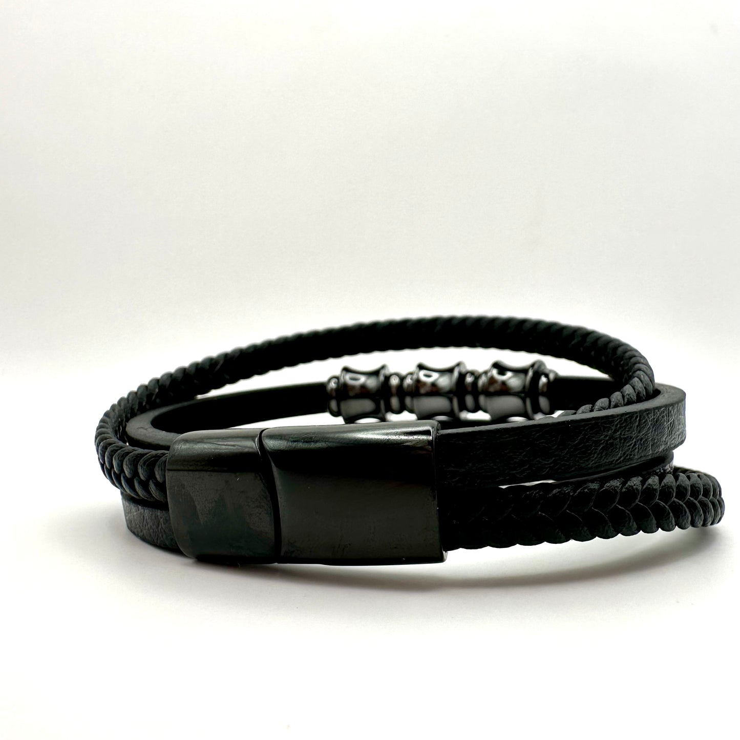 Herren-Armband „Dark Knight Stack“ im Multi-Layer-Look