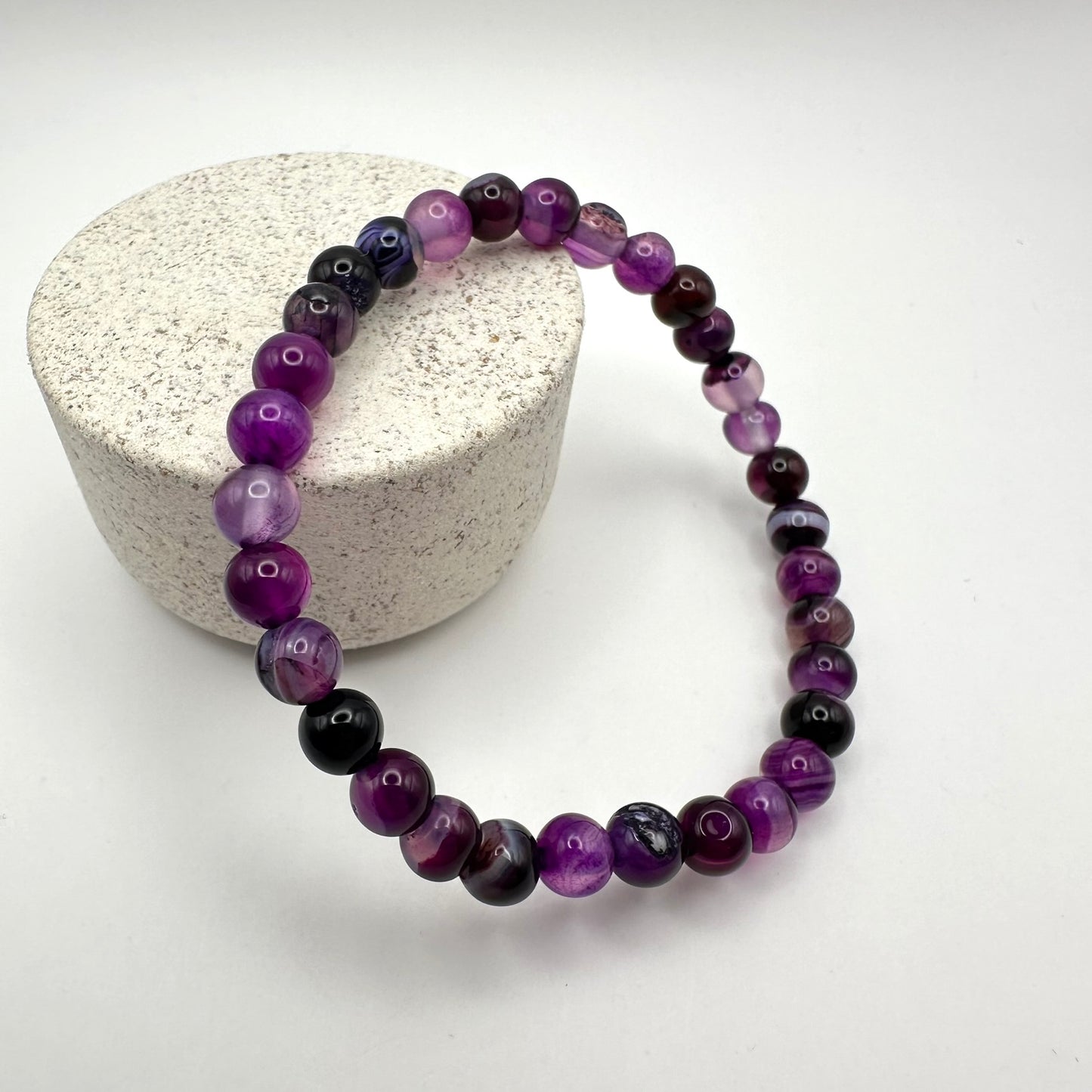 Lila Achat Armband