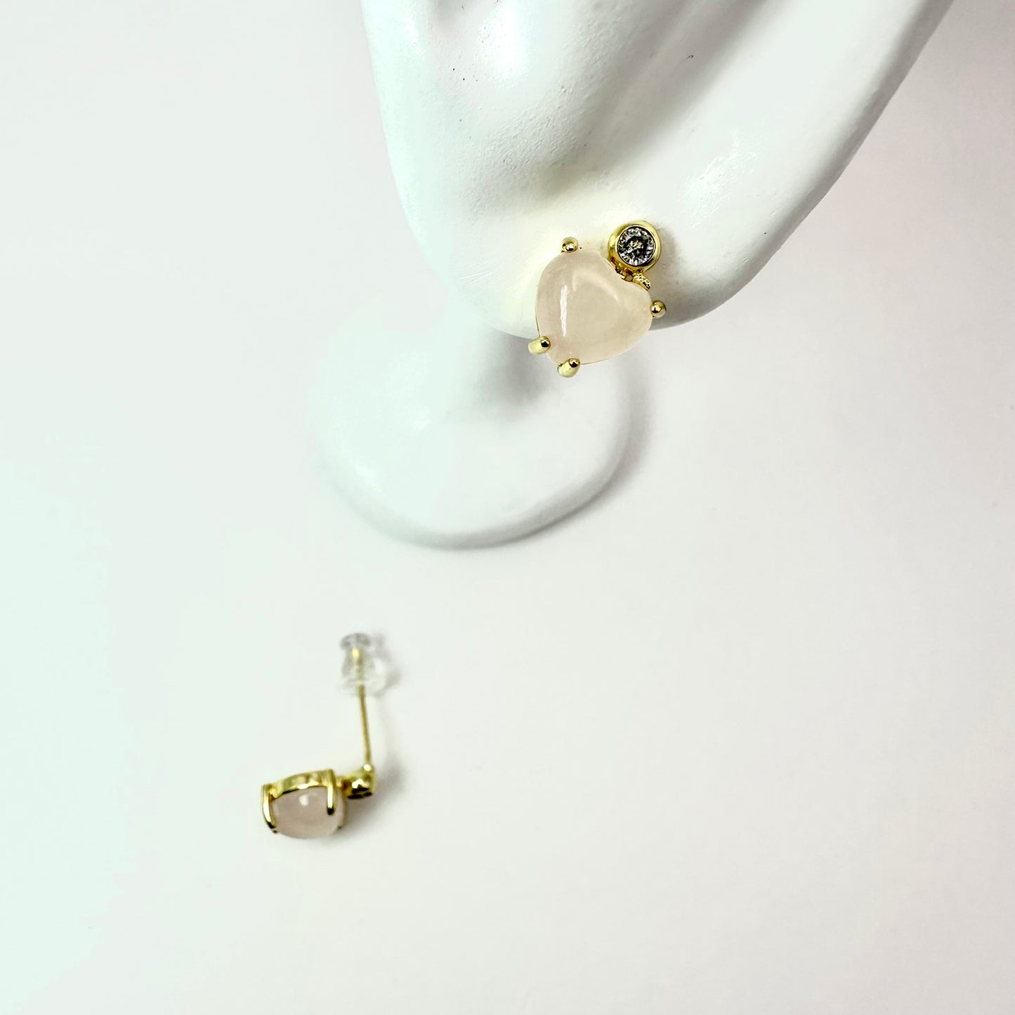 Ohrstecker „Soft Pink Heart“ mit rosa Glas