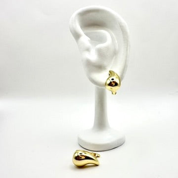 Statement-Ohrhänger „Liquid Gold“ in Tropfenform