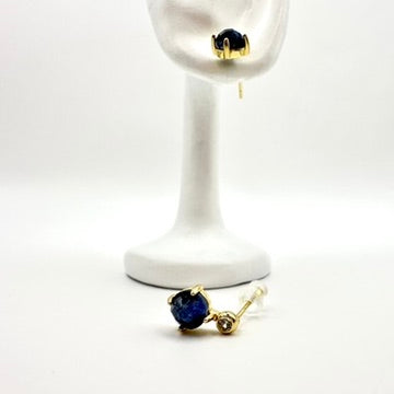 Ohrstecker „Midnight Ocean“ mit blauem Glas