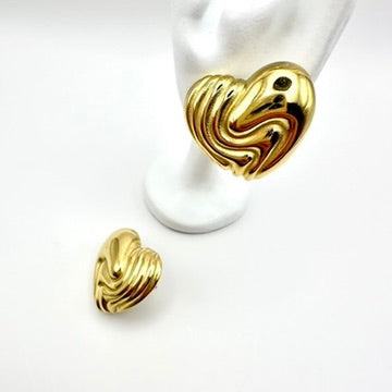 Statement-Ohrstecker „Sculpted Heart“ aus Edelstahl