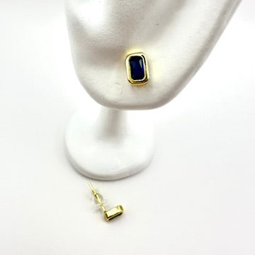 Ohrstecker „Sapphire Blue Baguette“ mit blauem Glas