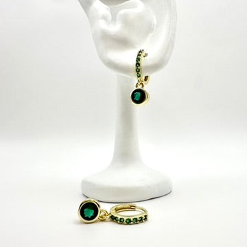 Creolen „Emerald Charm“ mit grünem Glas