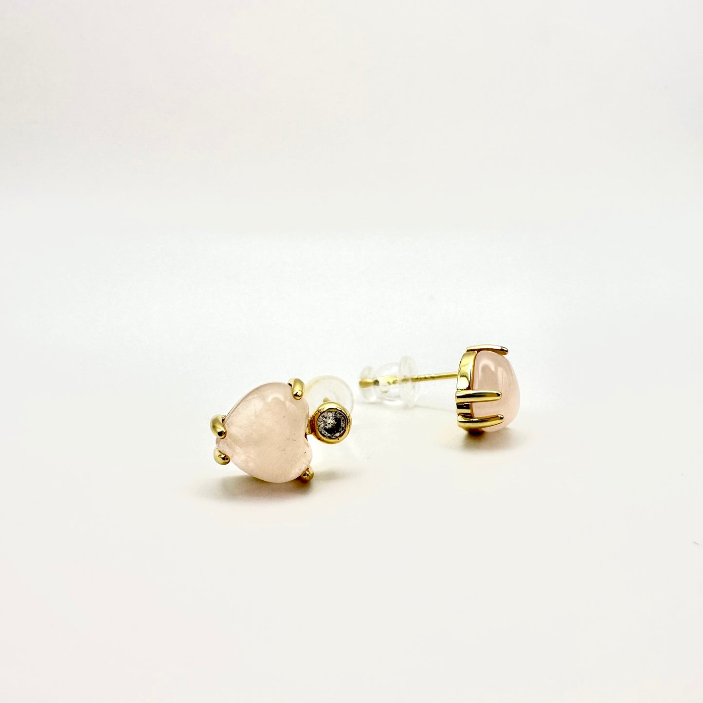 Ohrstecker „Soft Pink Heart“ mit rosa Glas