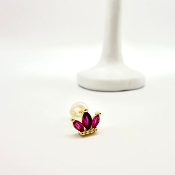 Ohrstecker „Pink Lotus Bloom“ mit fuchsiafarbenem Glas