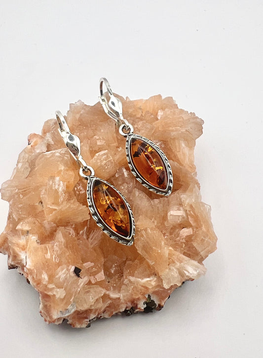 Silber-Ohrhänger mit echtem Bernstein
