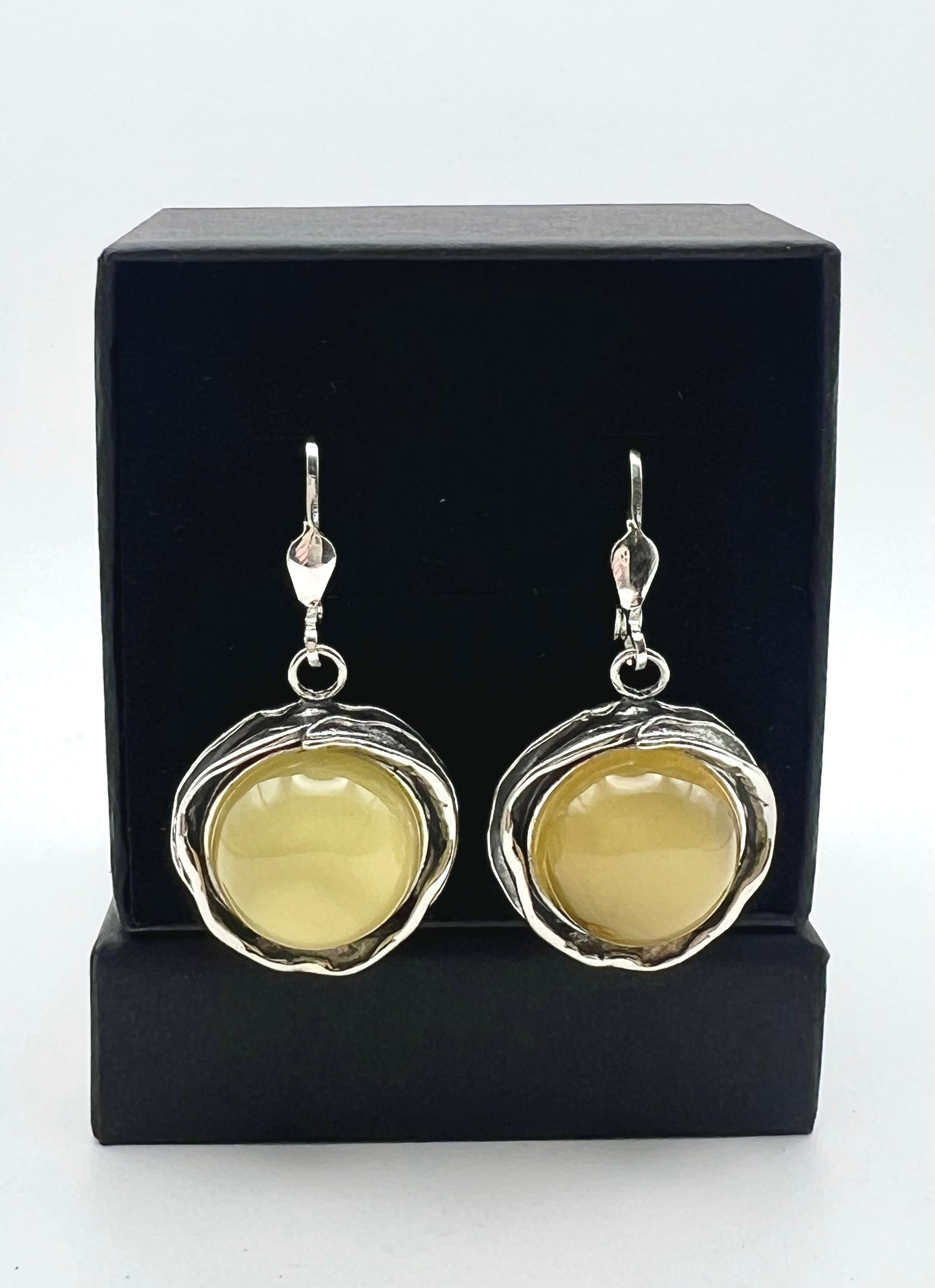Silber-Ohrringe im Vintage-Stil
