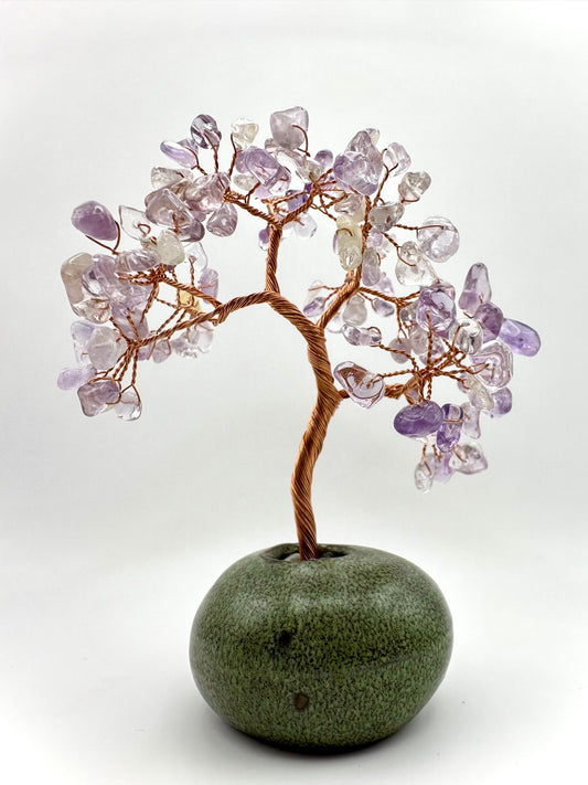 Elegantes Deko-Objekt aus beruhigendem Ametrin