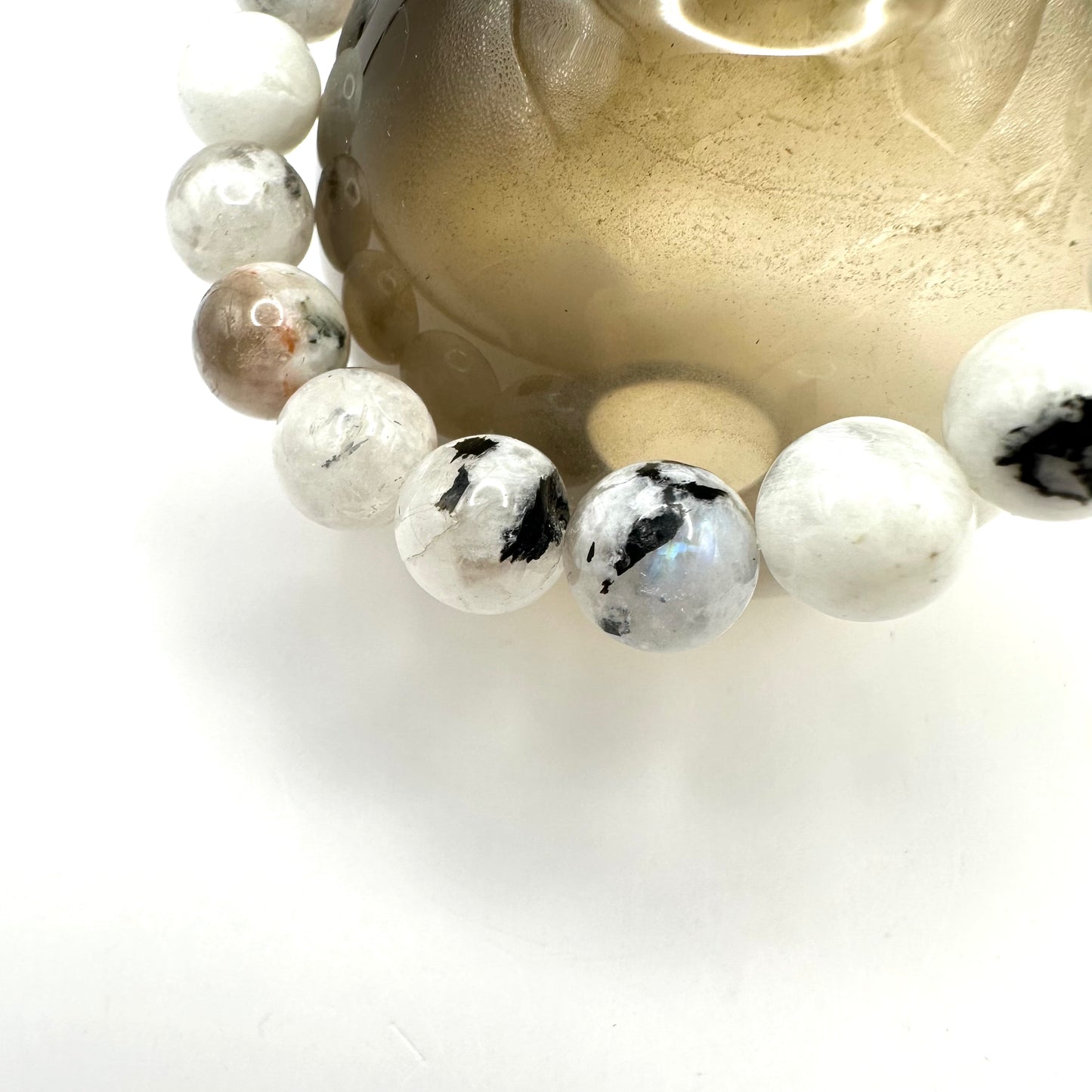Zartes Armband aus Mondstein (Kugel 10 mm)