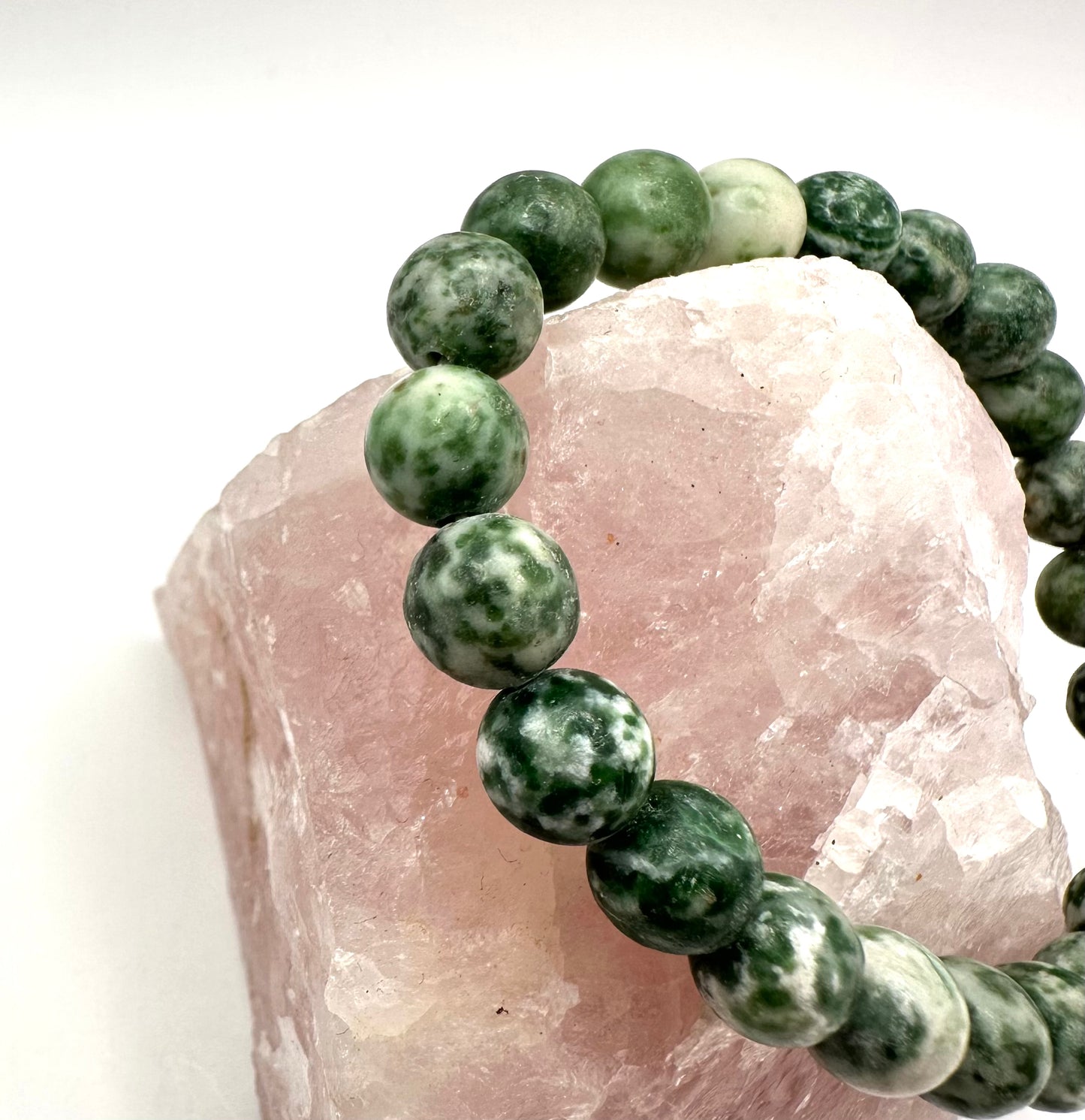 Stilvolles Armband aus grünem  Baumachat( Kugel 8 mm)