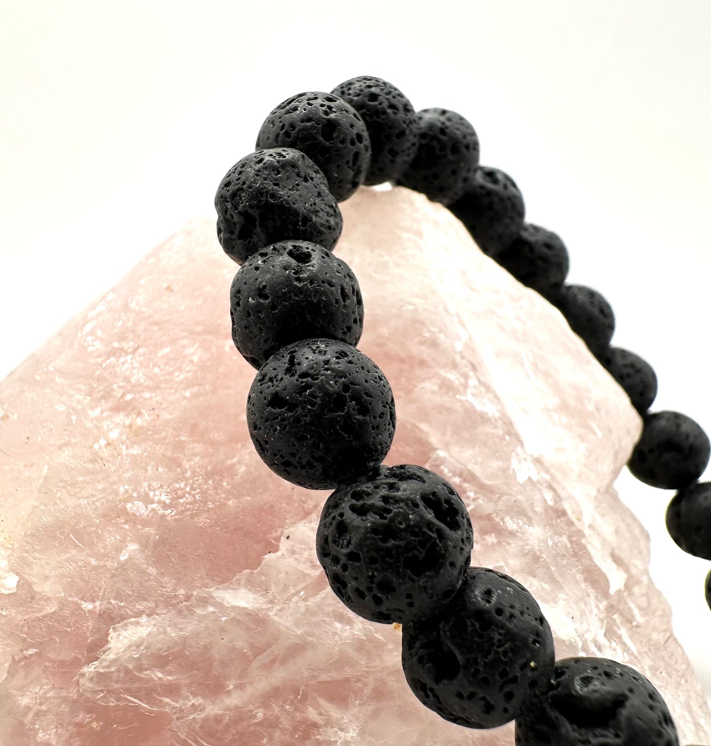 Markantes Armband aus echtem Lavastein (Kugel 8 mm)