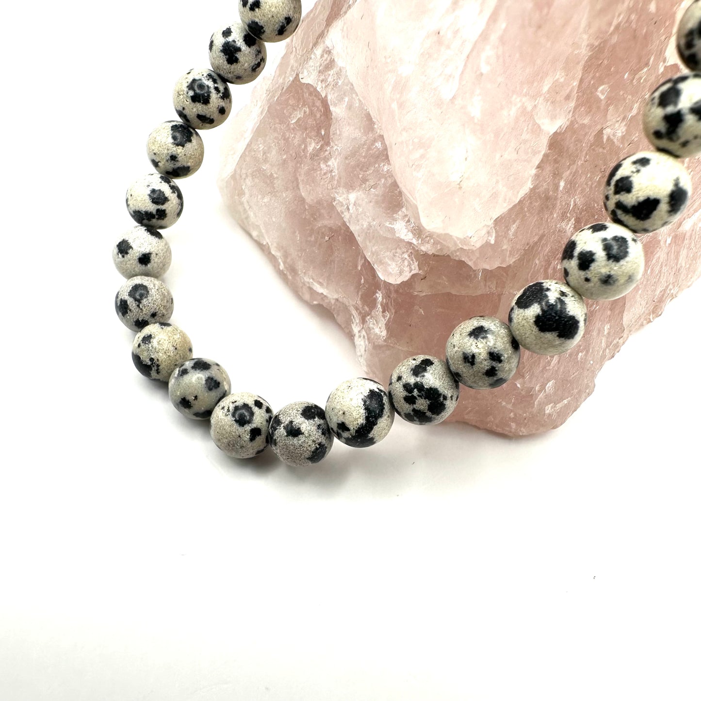 Einzigartiges Armband aus Dalmatiner Jaspis (Kugel 6 mm)