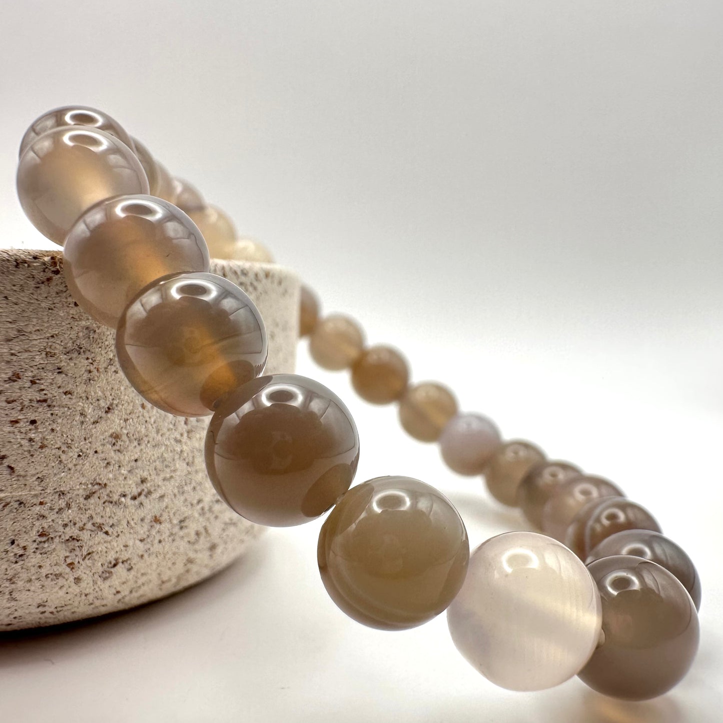 Grauer Achat Armband