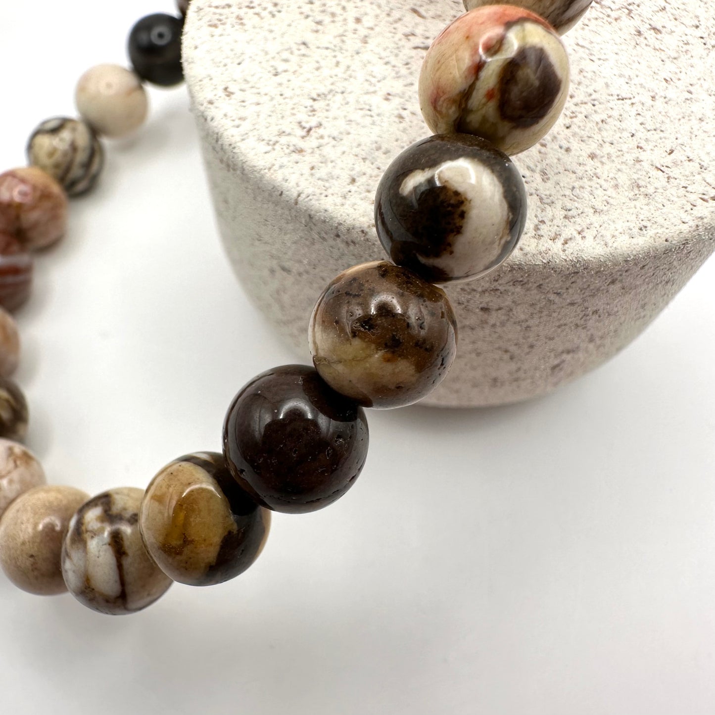 Markantes Armband aus Zebra Jaspis (Kugel 8 mm)