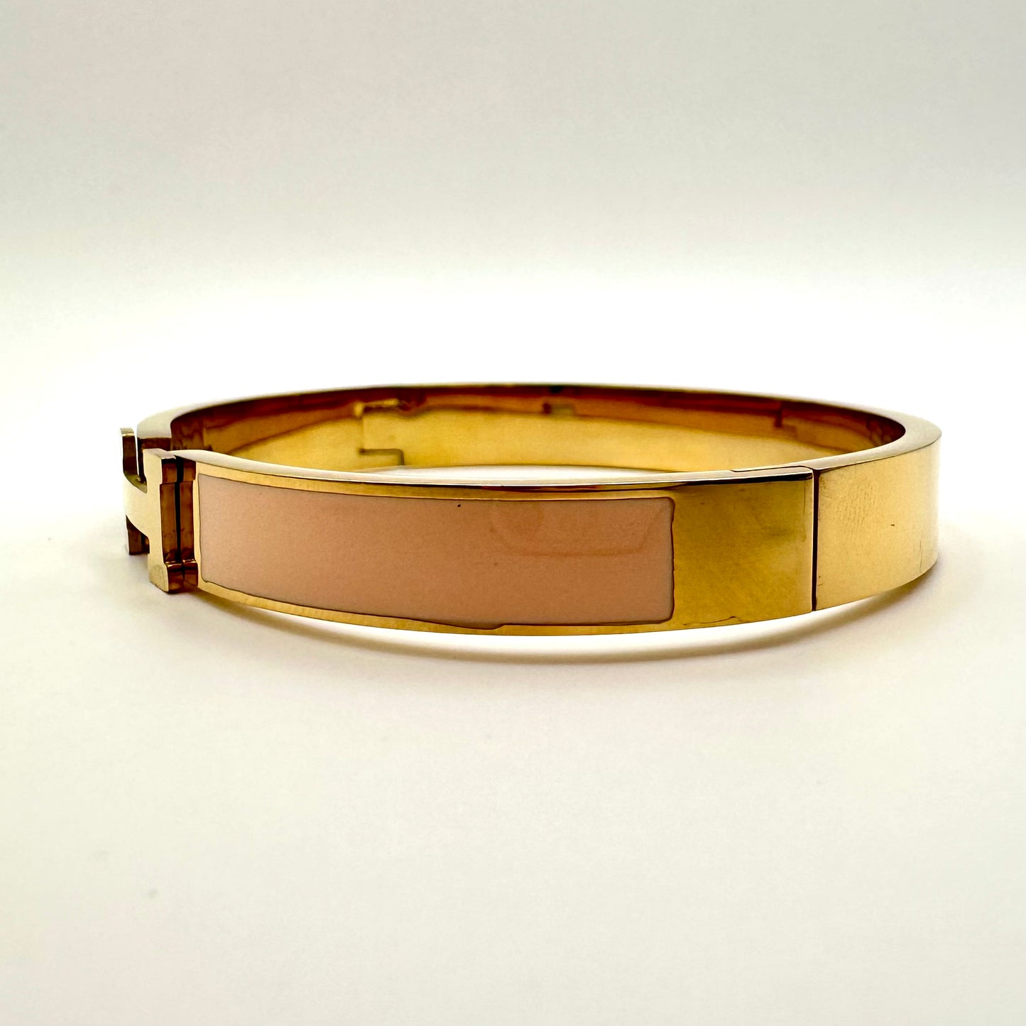 Damen-Armreif „Iconic Rose“ mit Gold-Finish
