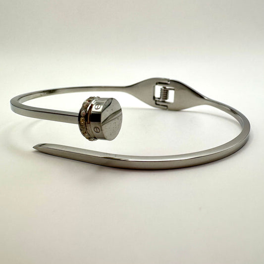 Armreif „Industrial Nail“ mit Zirkonia-Akzent