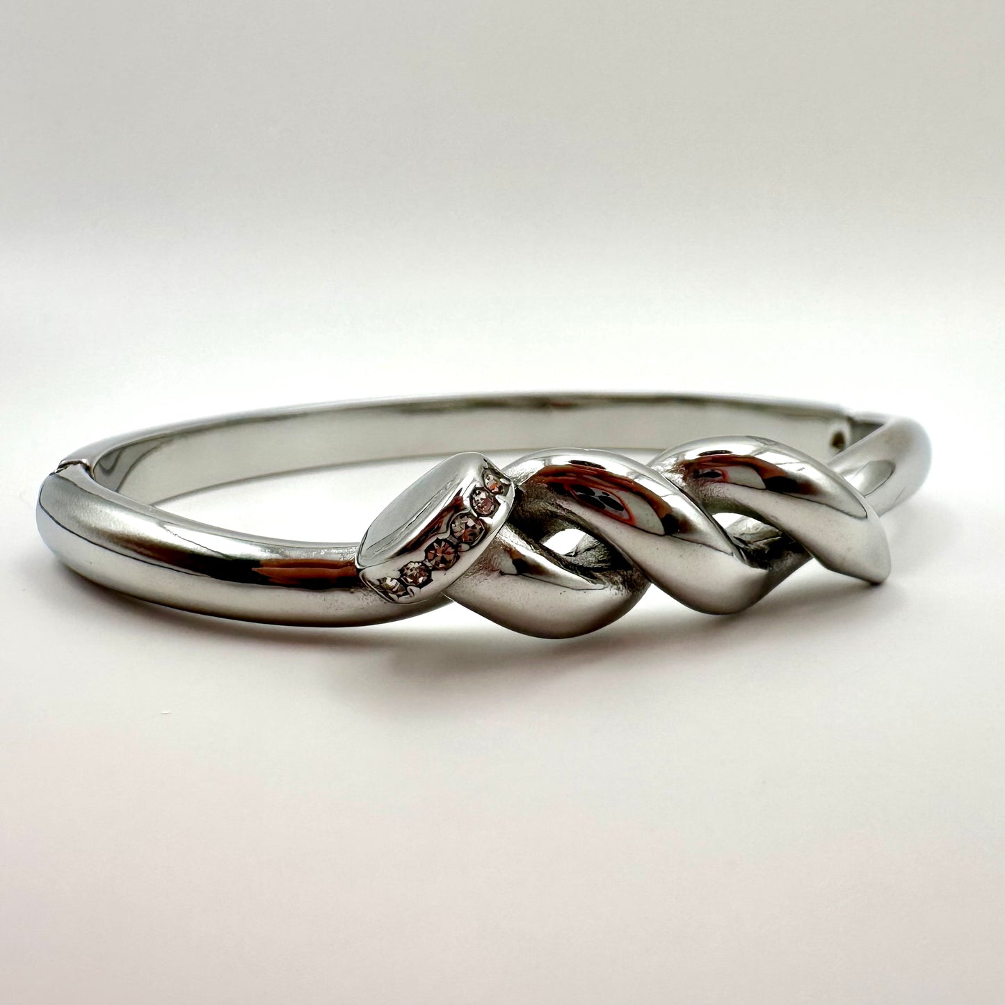 Armreif „Twisted Nail“ in Silber-Optik