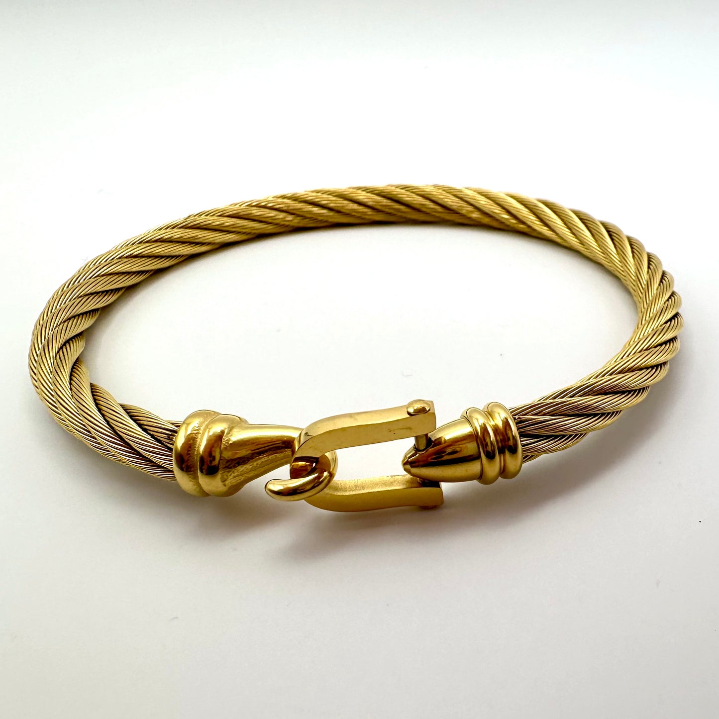 Armreif „Nautical Gold Cable“ mit Hufeisen-Verschluss