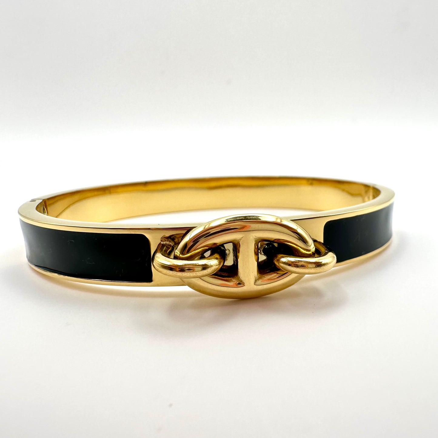 Armreif „Anchor Link“ mit schwarzer Emaille