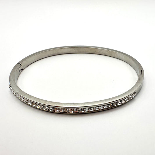 Skulpturaler Armreif „Liquid Drop“