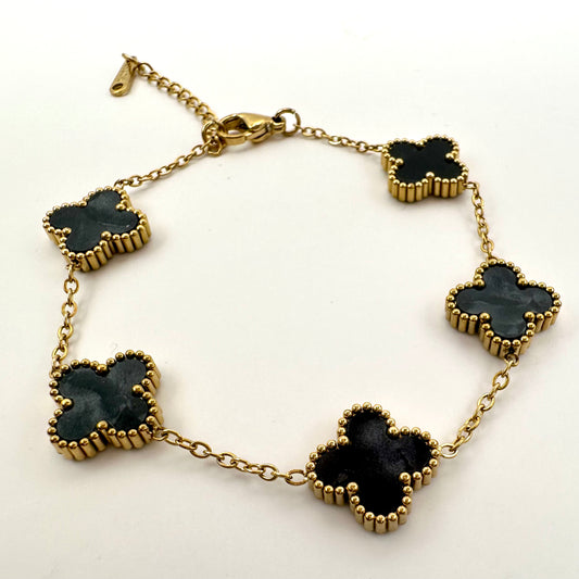 Klassisches Glücksklee-Armband