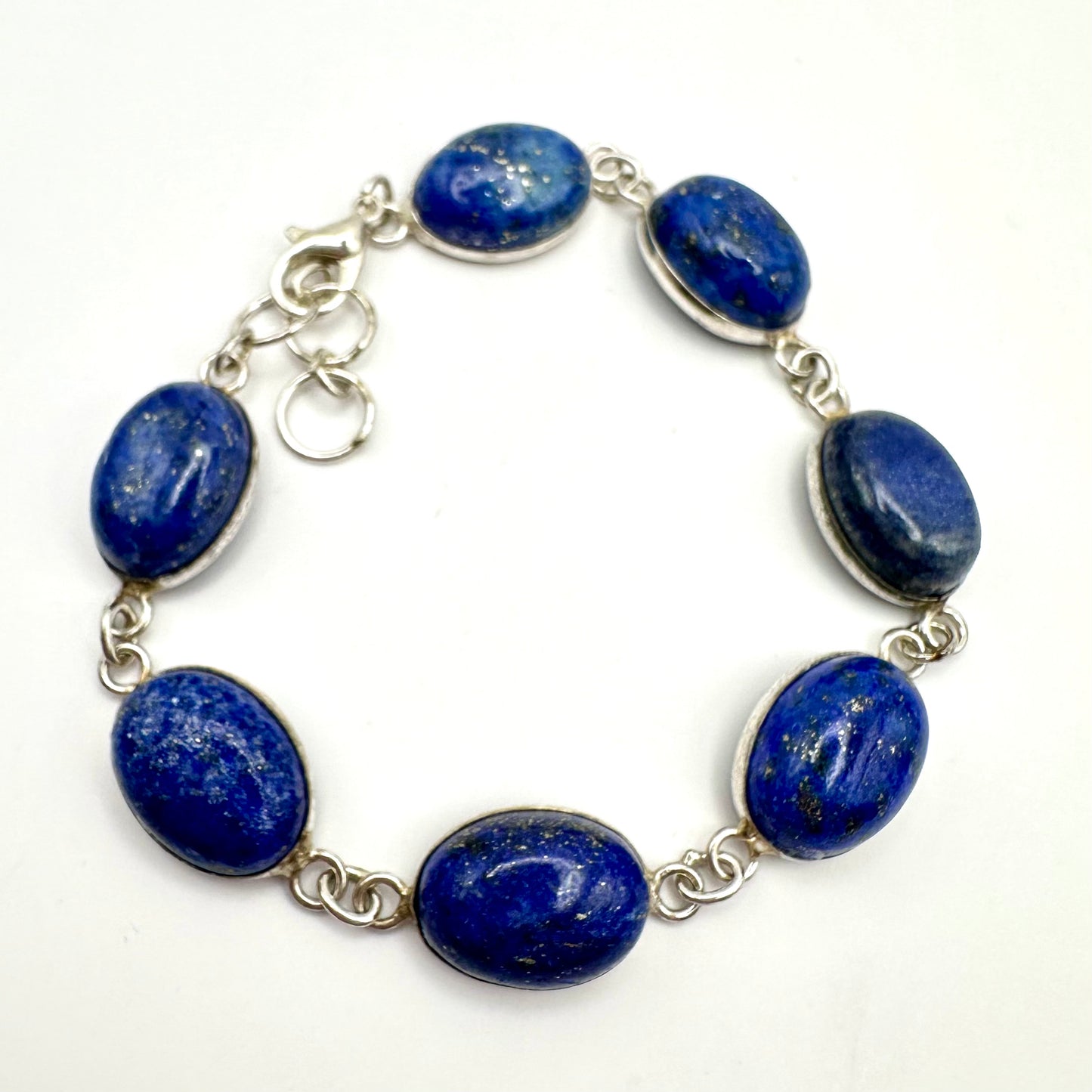 Armband mit Lapis Lazuli und Edelstahl – Zeitloses Blau