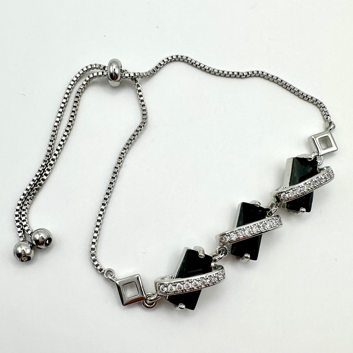 Damen-Armband "Midnight Elegance" mit schwarzen Kristallen