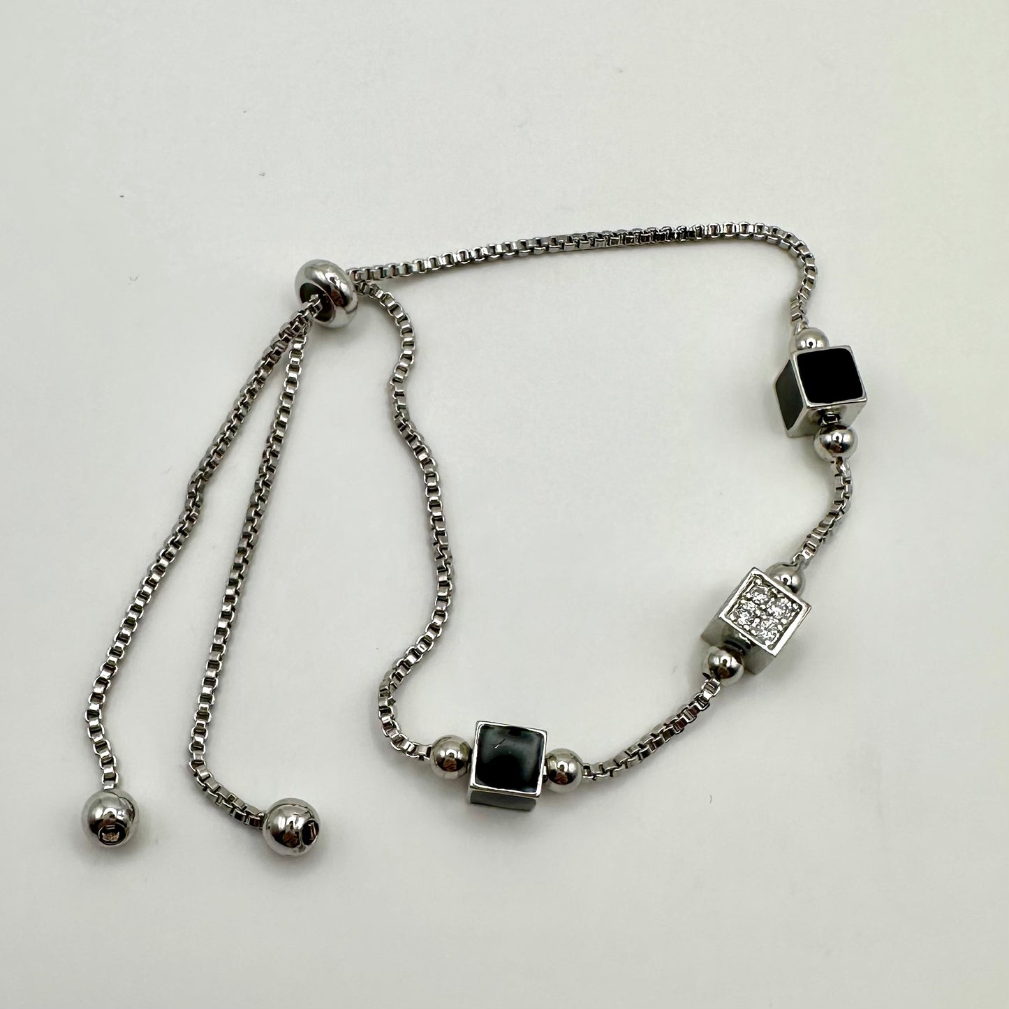 Damen-Armband "Geometric Cubes" mit Zirkonia-Akzent