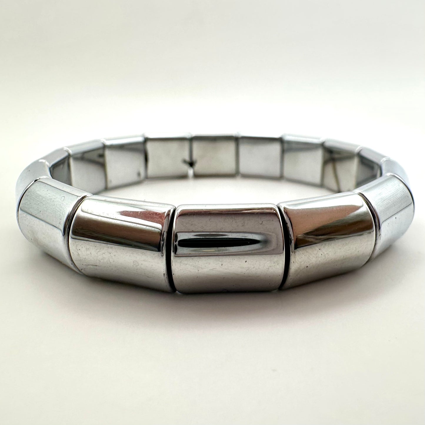 Hämatit-Armband – Modernes Ziegel-Design