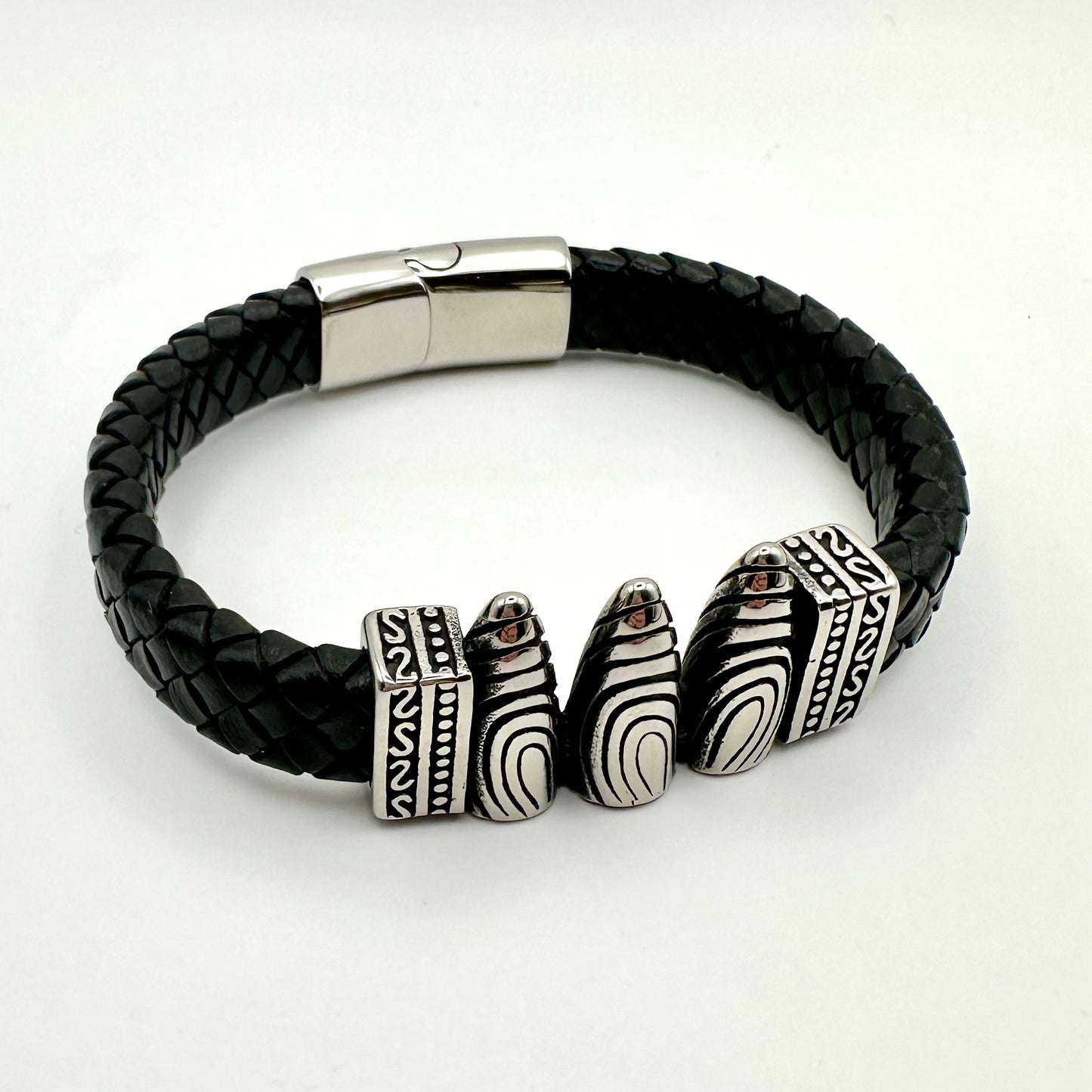 Herren-Lederarmband mit markanten "Bullet"-Elementen