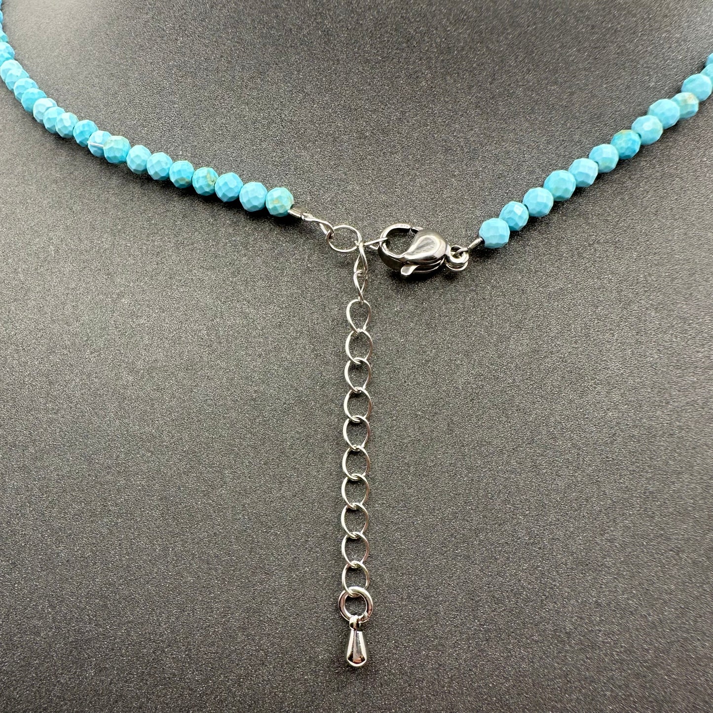 Schmuck-Set aus facettiertem «Türkis-Glow»