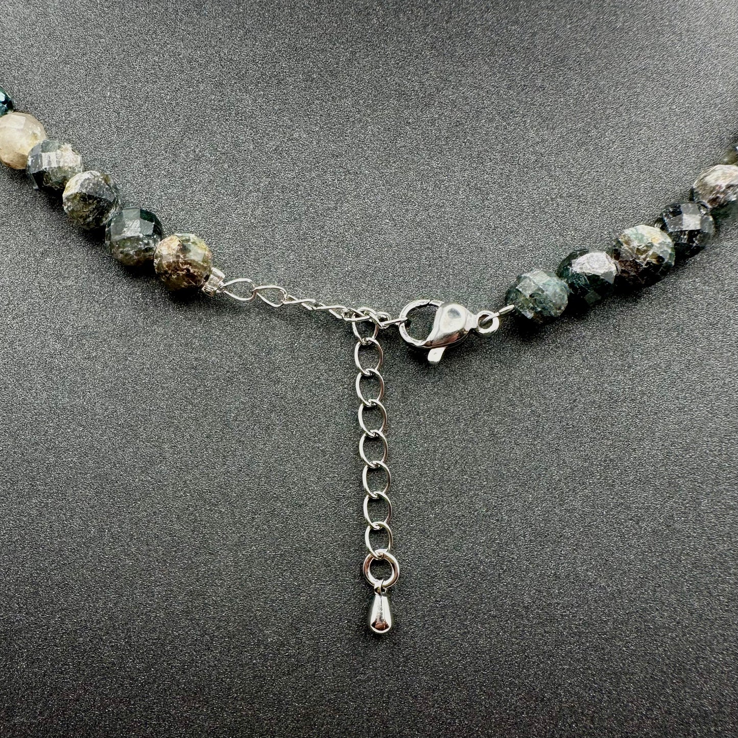 Schmuck-Set aus facettiertem Seraphinit (Halskette & Armband)