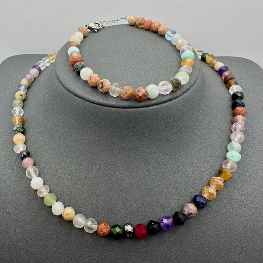 Edelstein-Mix Schmuck-Set: Farbenвіelfalt & Eleganz (Halskette & Armband)