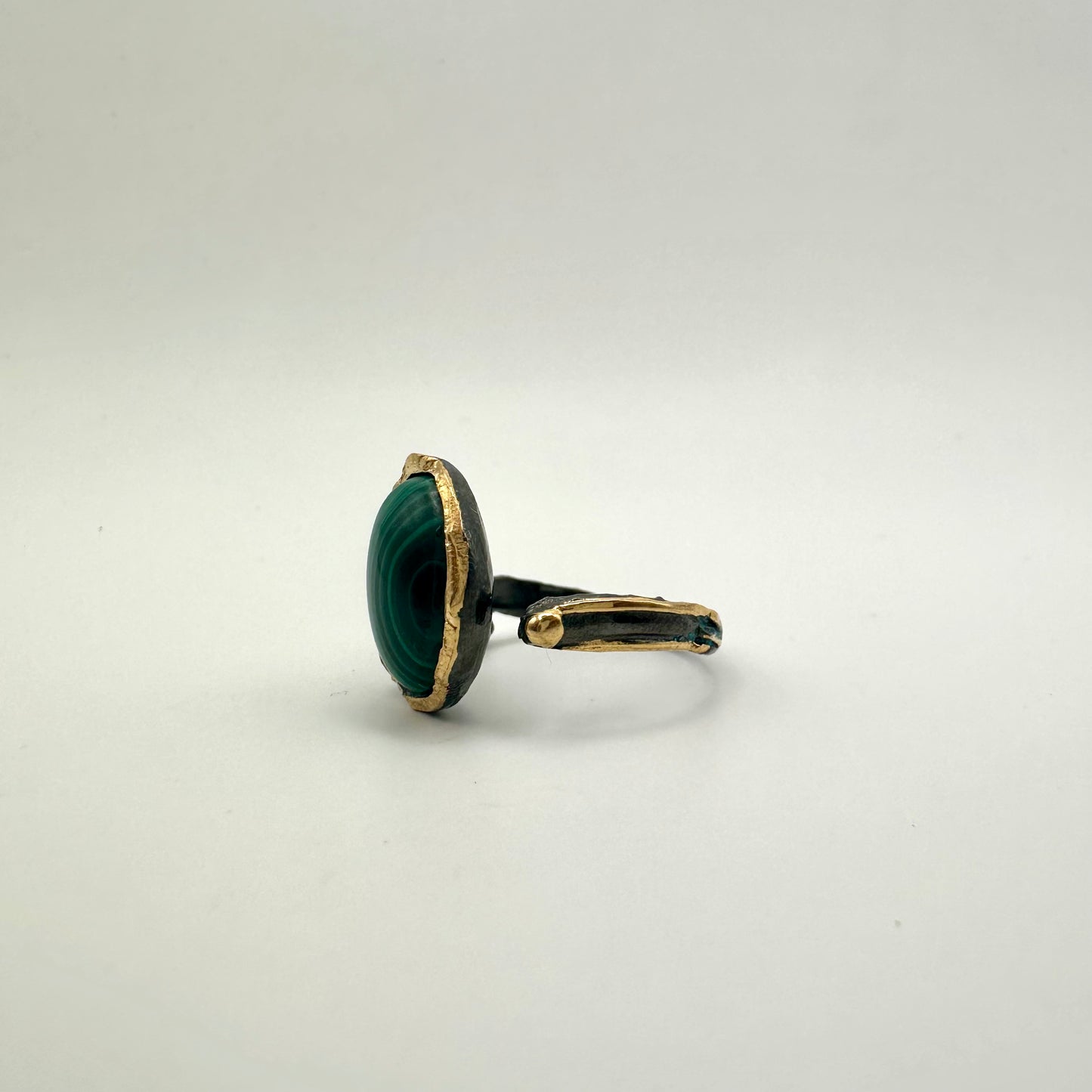 Damen-Ring „Dark Horizon“ aus Sterling-Silber & schwarzem Malachit