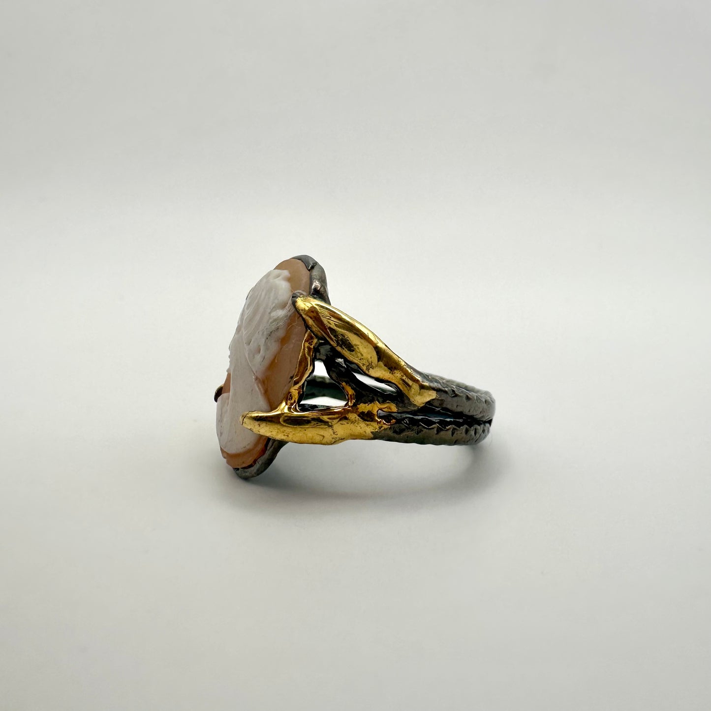 Damen-Ring „Antique Muse“ aus Sterling-Silber & handgeschnitzter Kamee