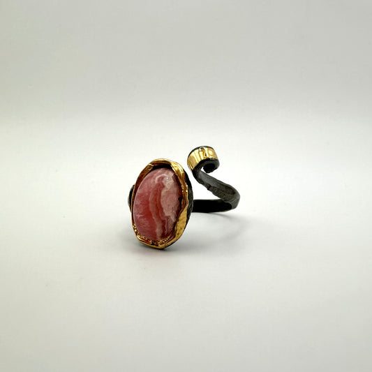 Ring mit Rhodochrosit – Kunstvolles Unikat