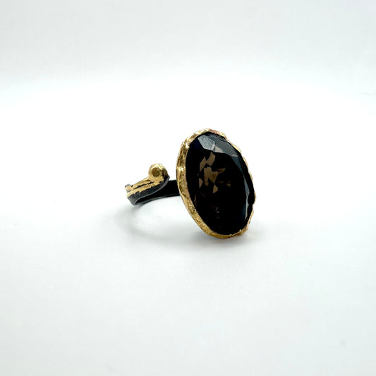 Verstellbarer Ring mit Phantomquarz – Eine Welt im Stein