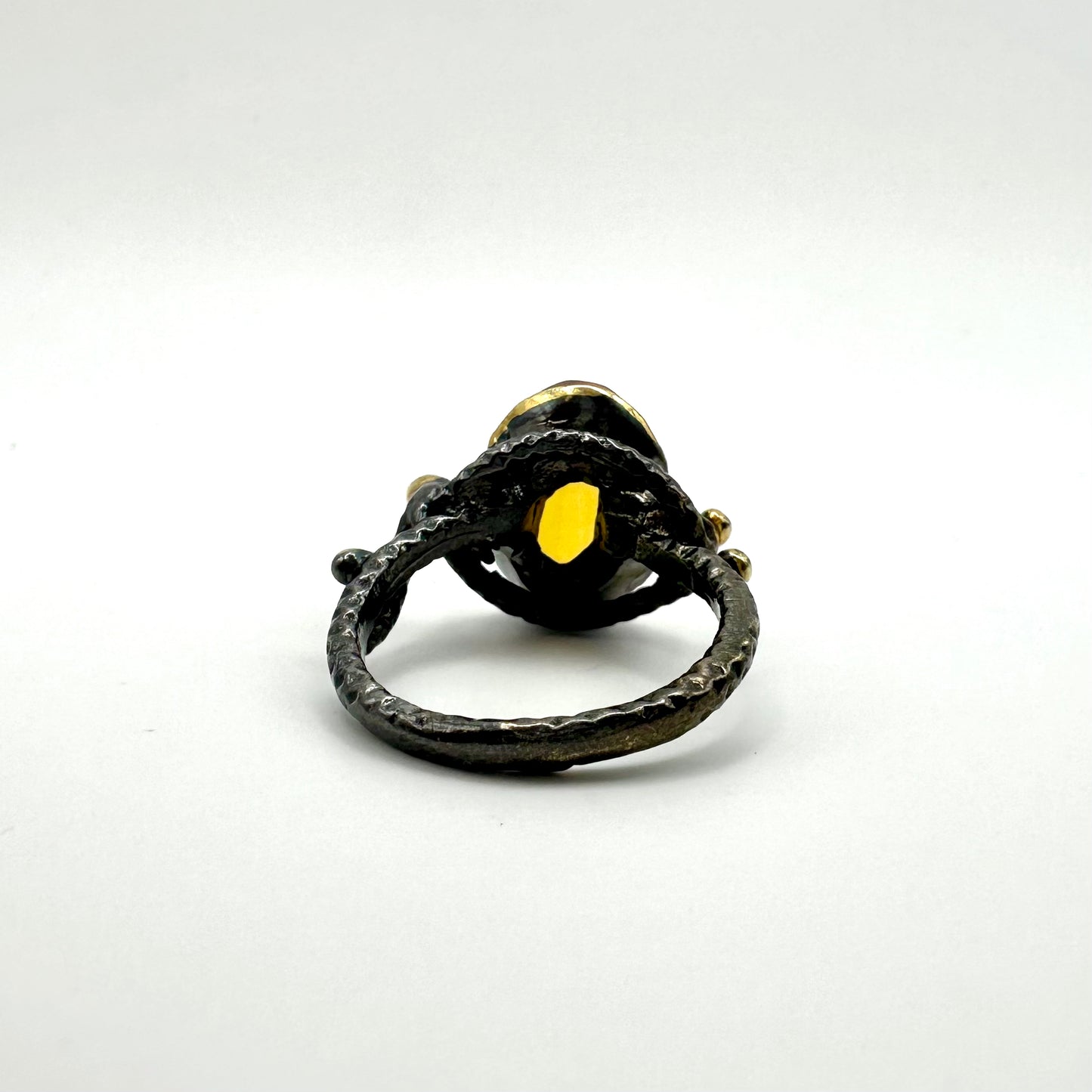 Ring mit Citrin – Goldener Glanz