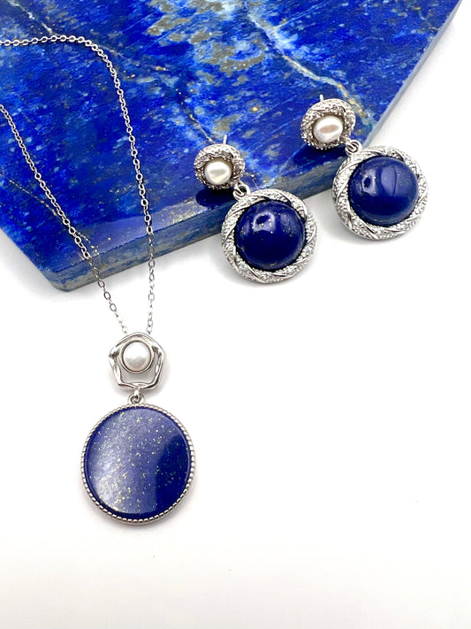 Majestätisches Schmuckset: Lapislazuli &amp; Süßwasserperlen.