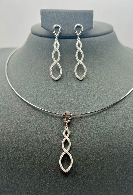 Silber-Set – Halskette und Ohrringe