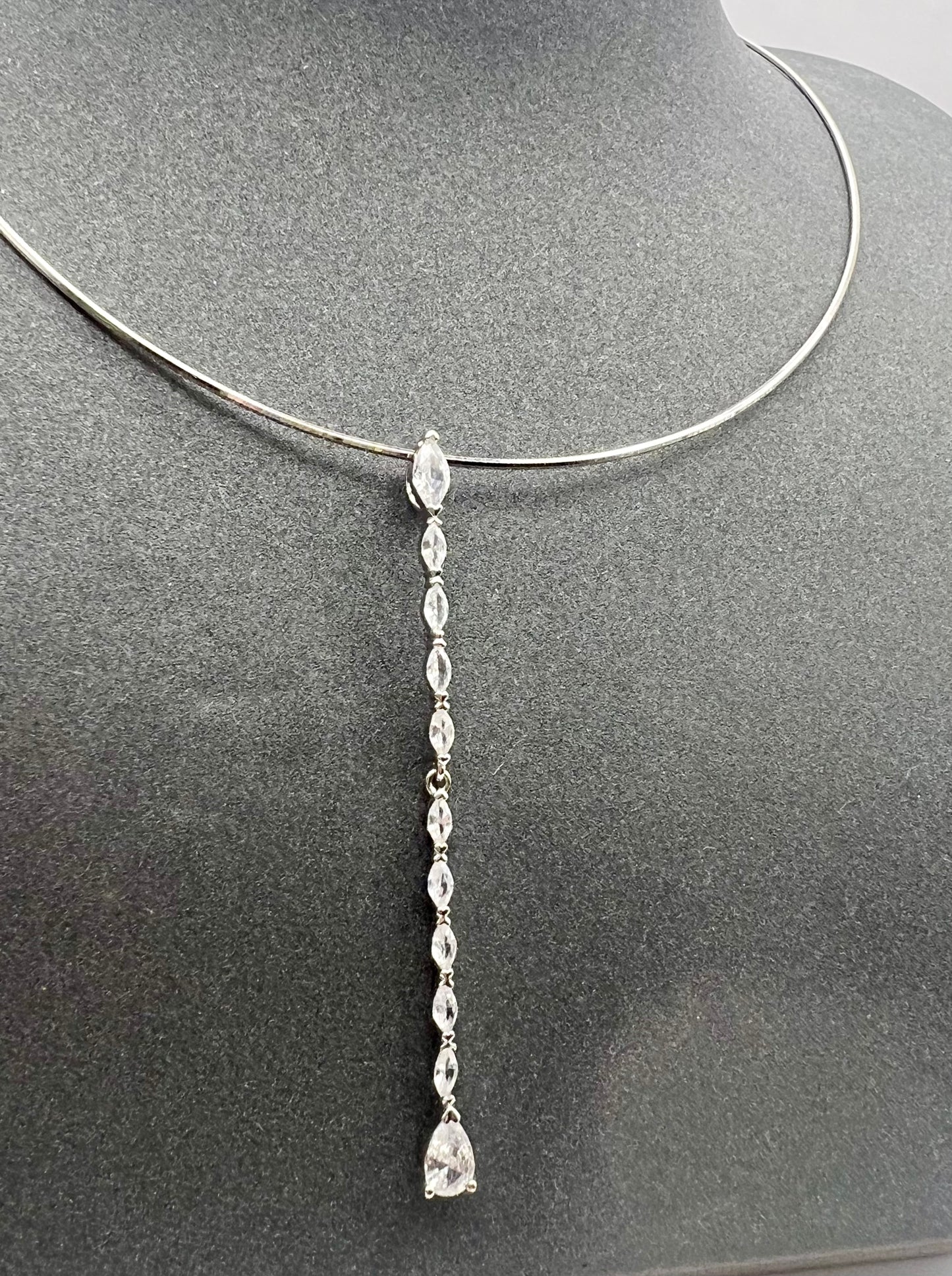 Silber-Set – Halskette und Ohrringe